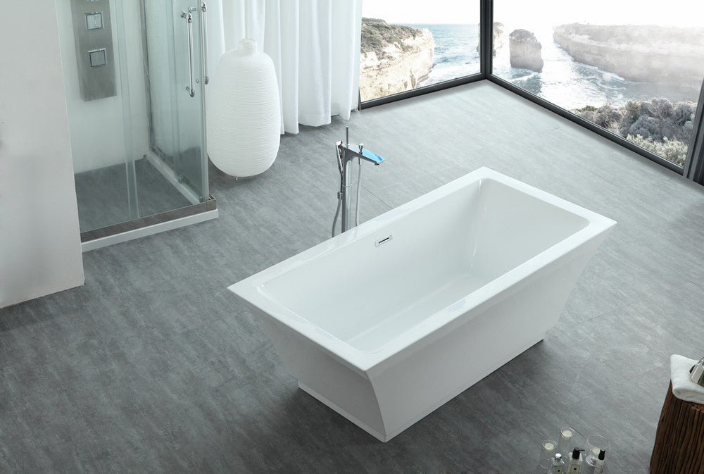 Legion Furniture - 67” White Acrylic Tub - No Faucet - WE6817
